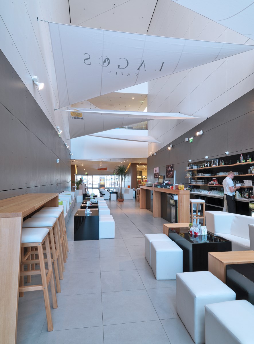 Various ˝fit out˝ projects